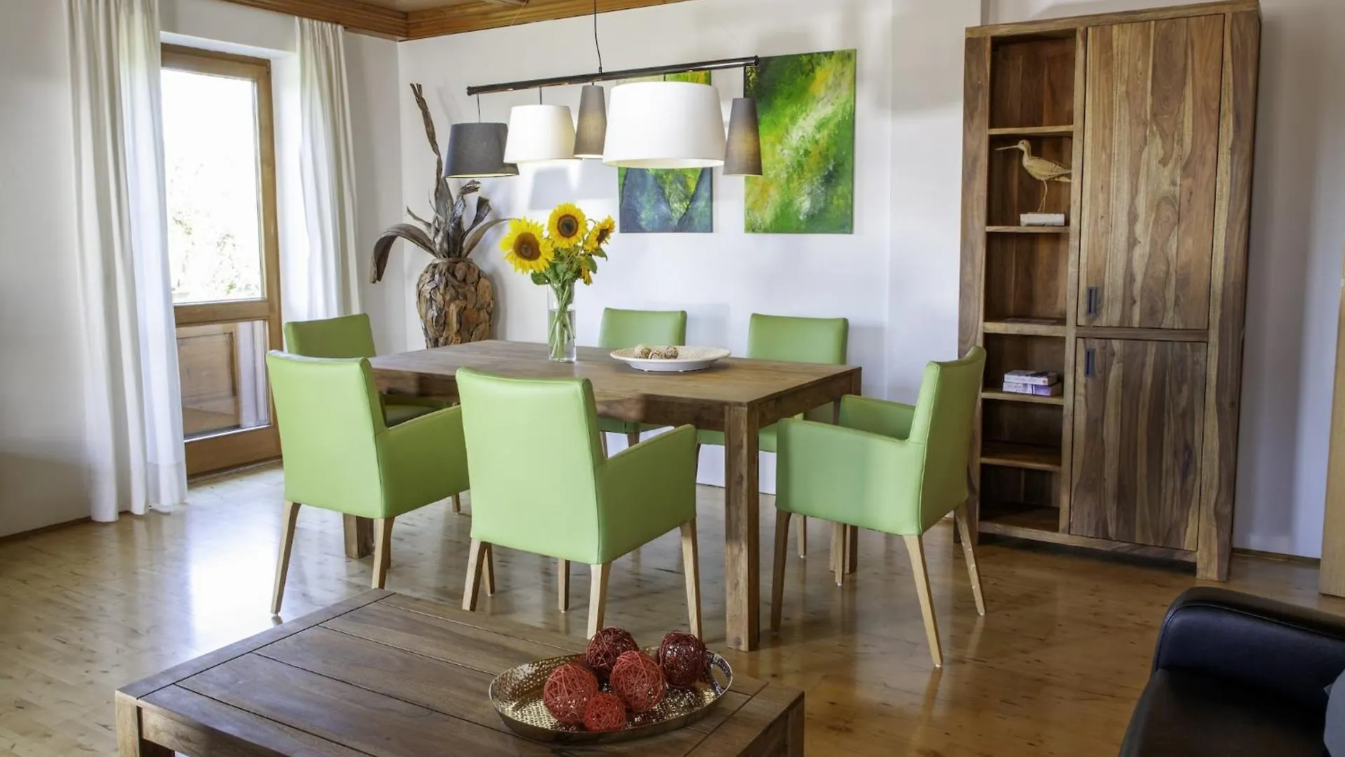 Cozy Apartment In Ruhmannsfelden With Swimming Pool Achslach 0*,