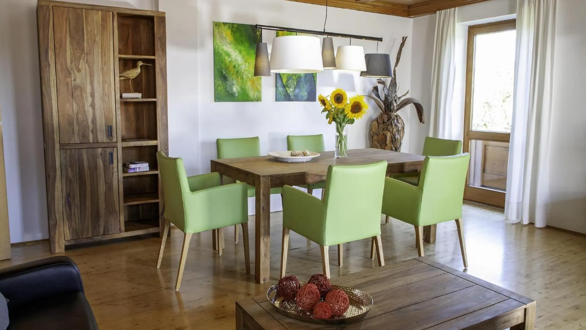 Cozy Apartment In Ruhmannsfelden With Swimming Pool Achslach 0*,