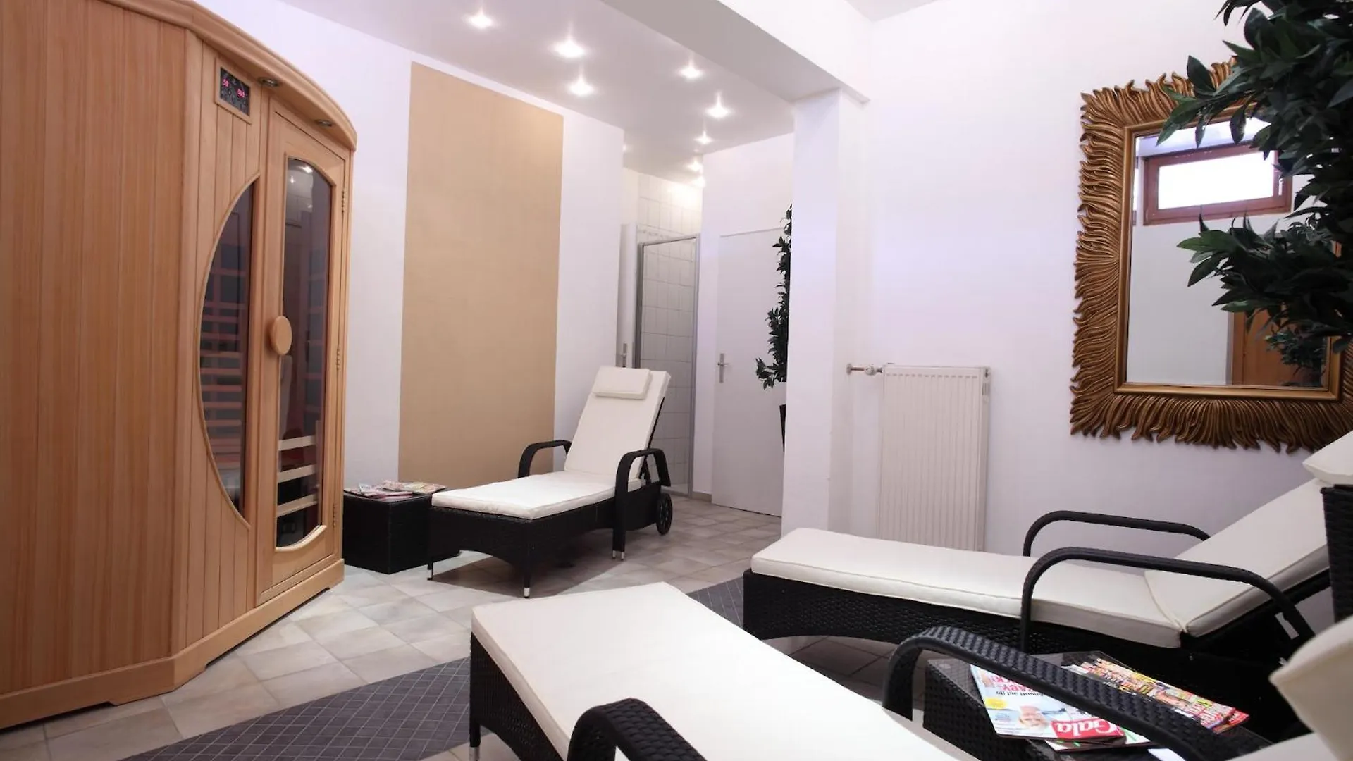Cozy Apartment In Ruhmannsfelden With Swimming Pool Achslach